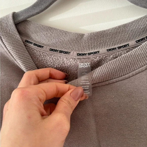 DKNY Taupe Lounge Set - Picture 5 of 7